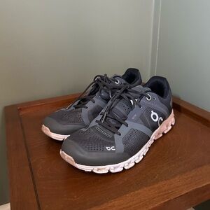 ON Cloudflow “Rock Rose”